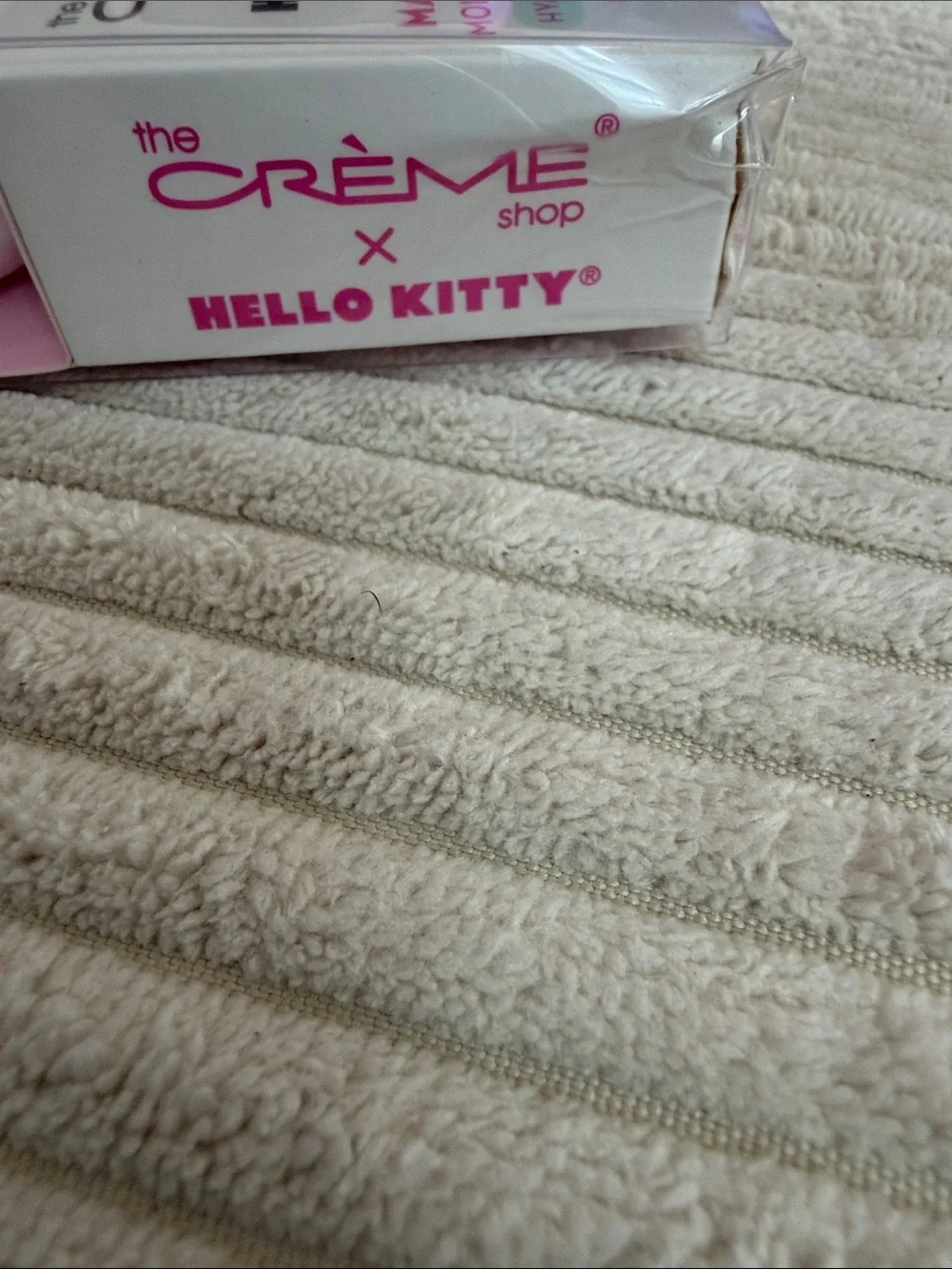 Hello Kitty the Crème Shop Macaron Lip Balm – White & Pink NIB